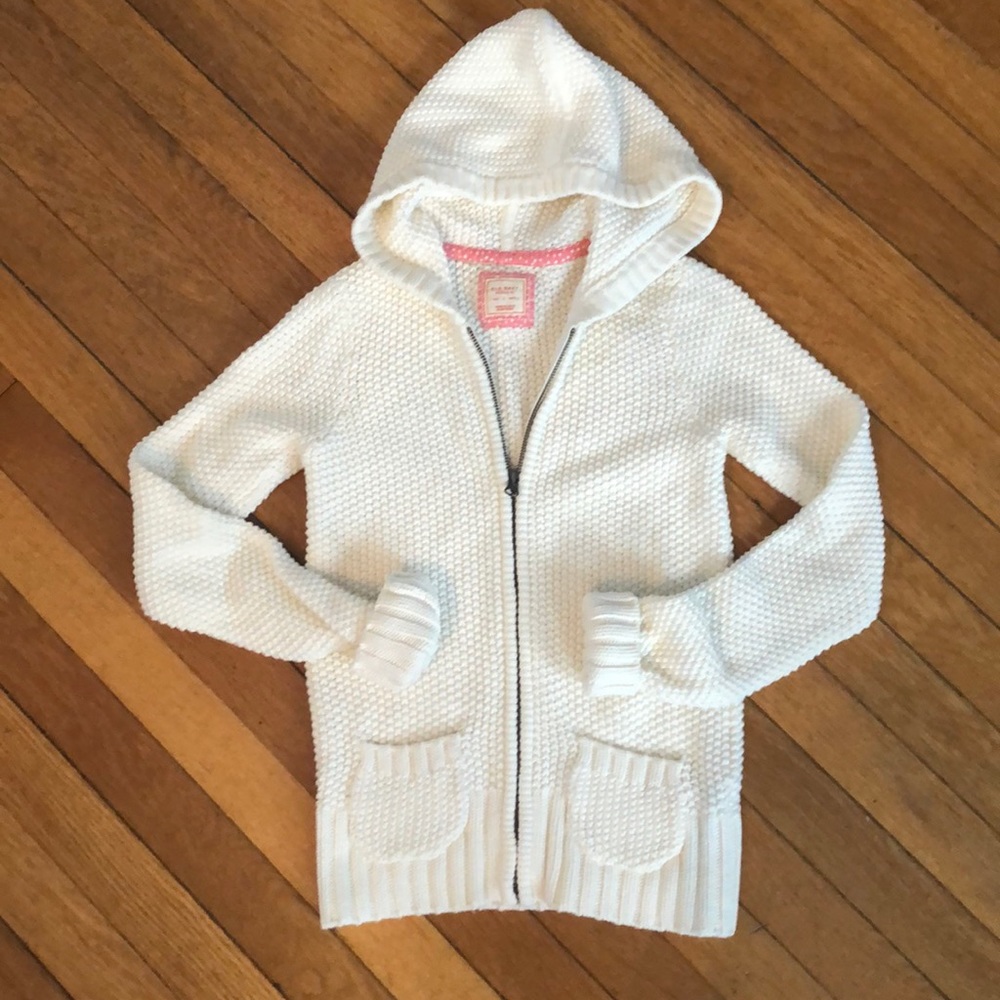 Cute Zip up sweater